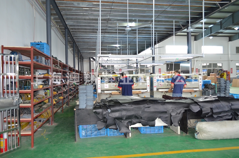 上海澳翔鞋業有限公司