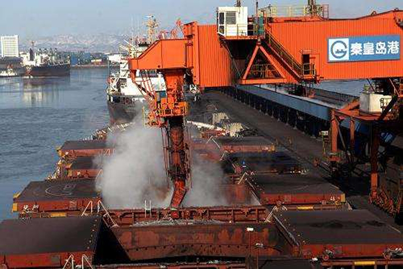 秦皇島港股份有限公司攜手澳翔勞保鞋為員工保駕護(hù)航